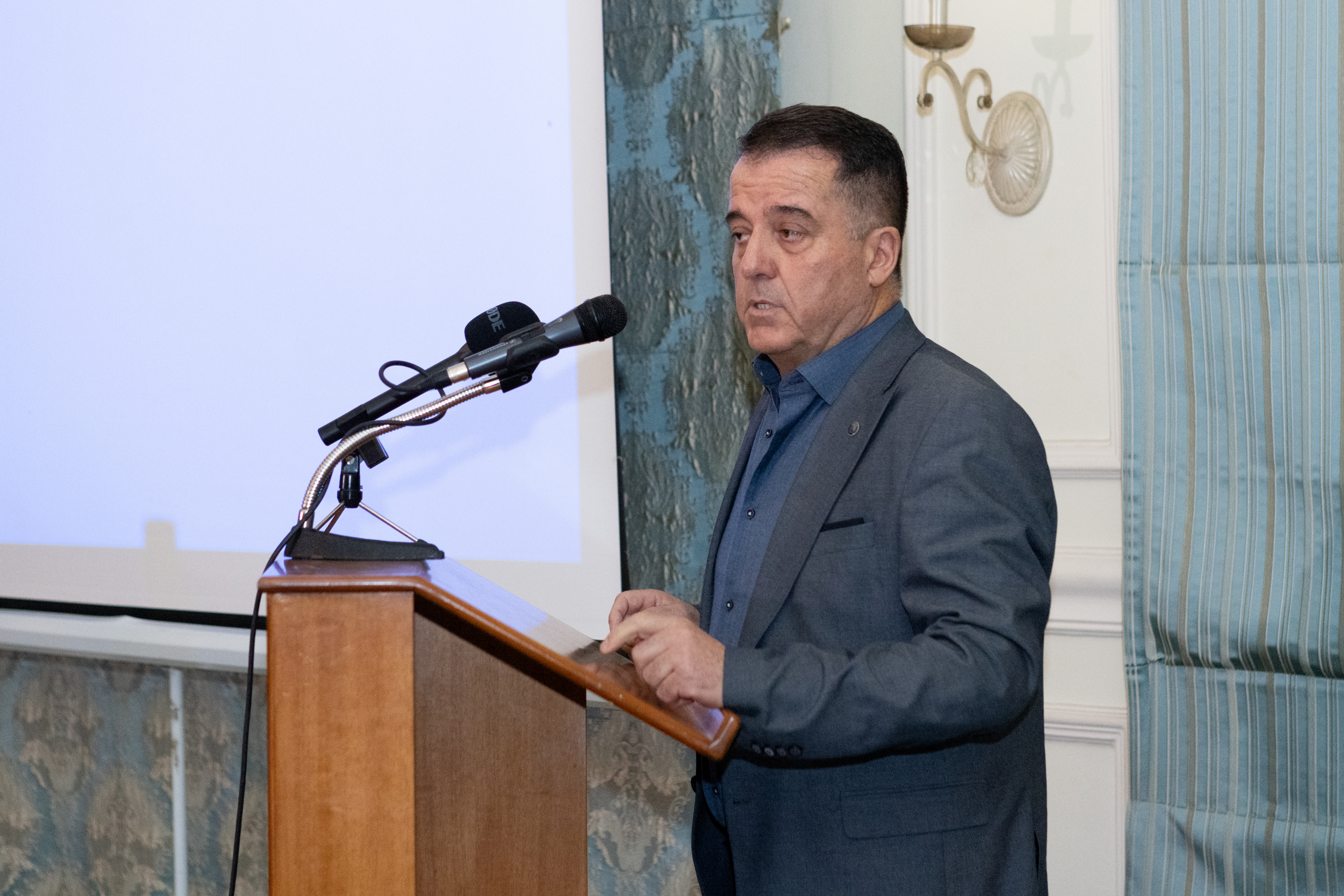 ΜΑΝΩΛΗΣ ΤΑΠΑΤΖΑΣ ΑΝΤΙΠΕΡΙΦΕΡΙΑΡΧΗΣ ΑΜΘ